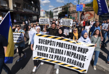 Photo of Protesti u Sarajevu : Građani iskazali nezadovoljstvo prema vlasti