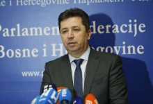 Photo of Zaimović: Schmidt bi nametanjem odluke Bošnjake sveo na nivo nacionalne manjine kojom bi upravljali Zagreb i Beograd