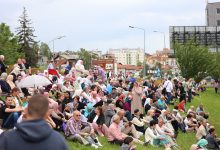 Photo of Građani pristižu na ceremoniju otvorenja Arnaudija džamije u Banjoj Luci