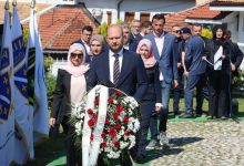 Photo of Delegacija Kantona Sarajevo obilježila 33. godišnjicu bitke za odbranu Predsjedništva Republike BiH