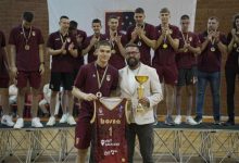Photo of (Foto)Ministar Magoda uručio medalje najboljim sportistima Omladinske lige Kantona Sarajevo