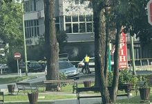 Photo of Živinice: Predložen pritvor za mladića iz Kladnja, tereti se da je pijan i drogiran autom usmrtio djevojku