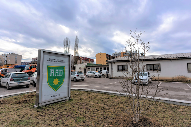 Važna obavijest iz KJKP Rad: Ko plati dug do 30. novembra otpisuju mu se kamate