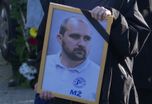 Photo of Mladen Žižović sahranjen na Gradskom groblju u Bijeljini
