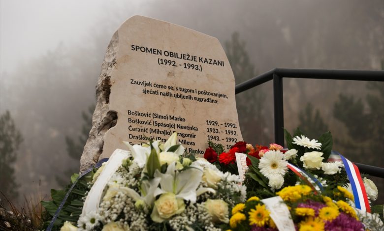 Delegacije položile cvijeće na spomen-obilježju Kazani: Odati počast nevino ubijenim sugrađanima je velika odgovornost