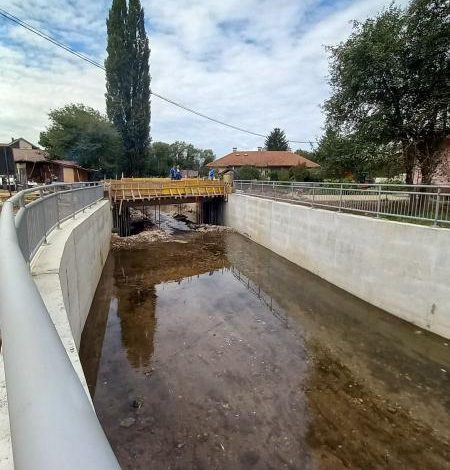 Uspješno realizovan projekt regulacije korita rijeke Dobrinje u Općini Ilidža