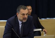 Photo of Konaković: Dok Dodik vrijeđa, zavlači ruke u džepove građana
